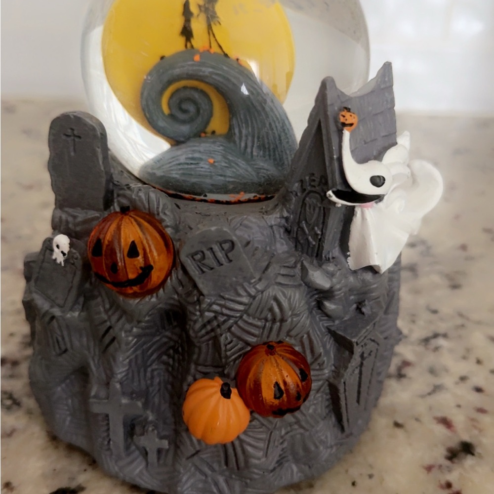 Nightmare Before Christmas Snow Globe With Lights And Music Halloween Disney